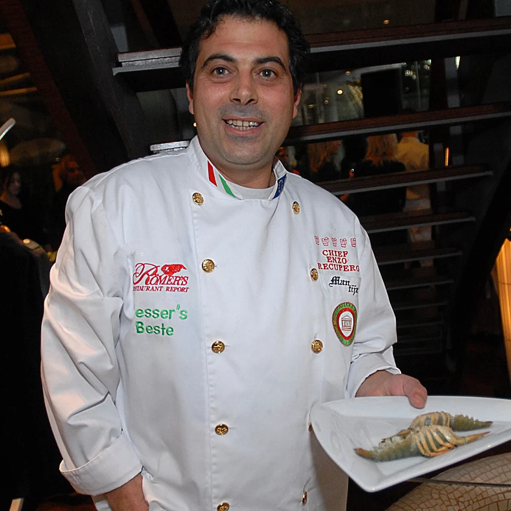 Chef Enzo Recupero in Kochjacke